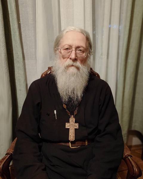 Протоиерей Геннадий Фаст